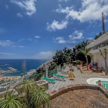 Paradise Hill - Terrace & Seaviews
