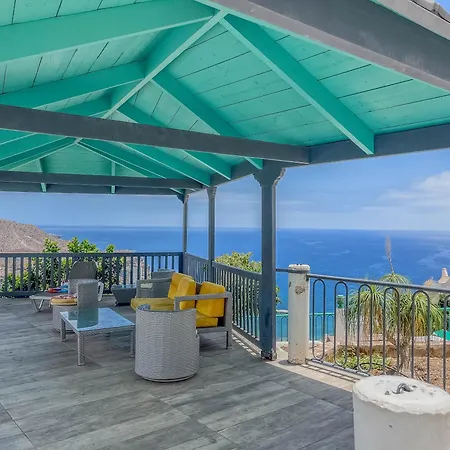 Paradise Hill - Terrace & Seaviews